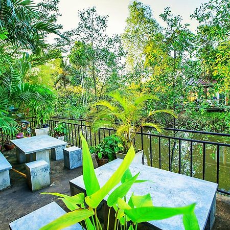 Nida Rooms Central 89 Plaza Resort Сурат Тхани Екстериор снимка